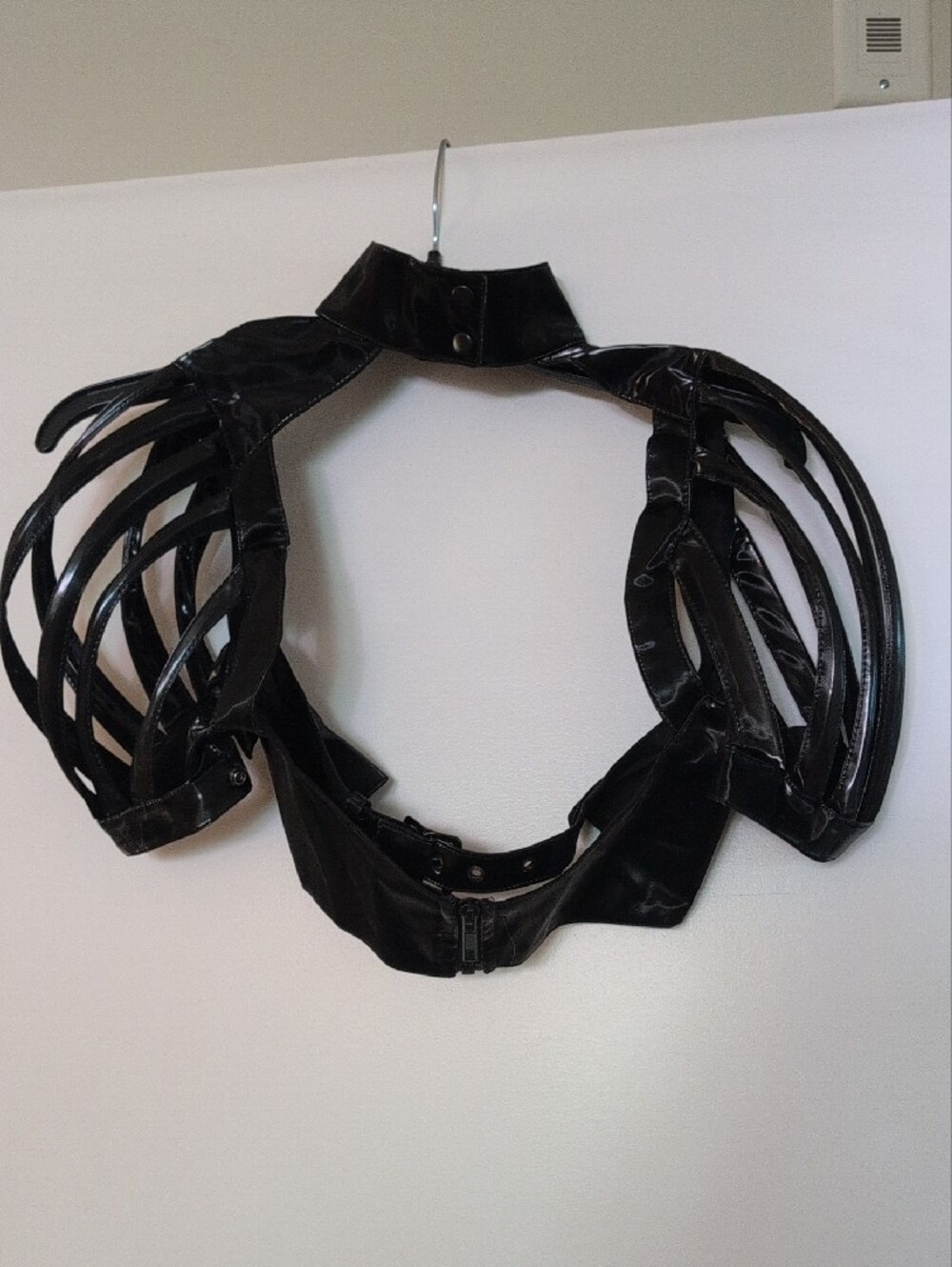 Black Patent Faux Leather Strappy Bolero Shrug - Picture 3 of 3